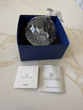 2014 Swarovski Christmas Ball Ornament Snowflake Crystal Brand New